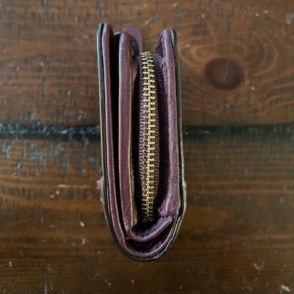 Vintage Coach smooth leather wallet in Burgundy EVC~ - Picture 15 of 16